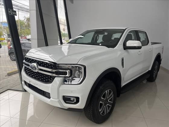 FORD RANGER 3.0 V6 TURBO DIESEL CD XLT 4X4 AUTOMÁTICO